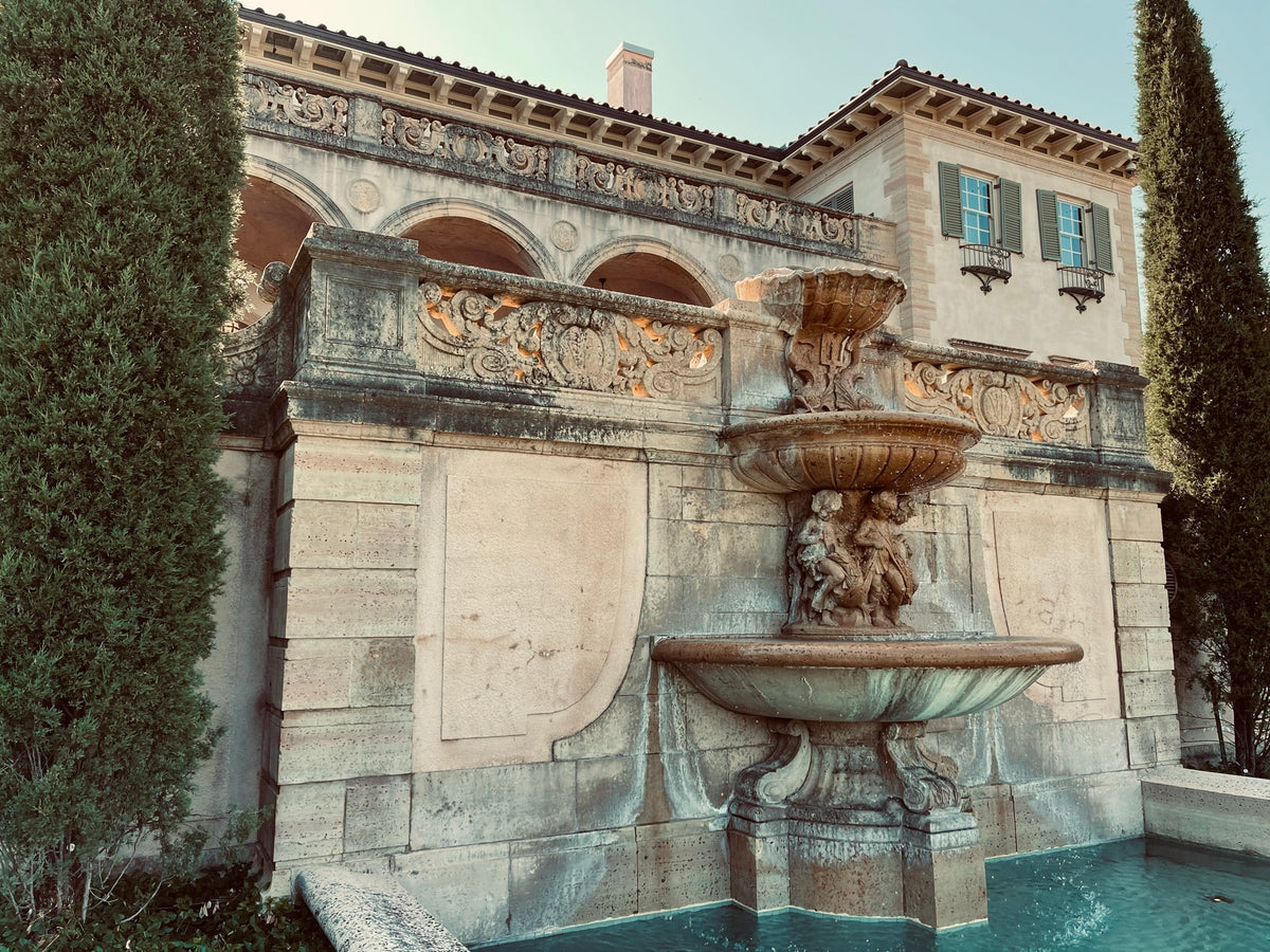 Photo of a fountain by Seth Jennemann